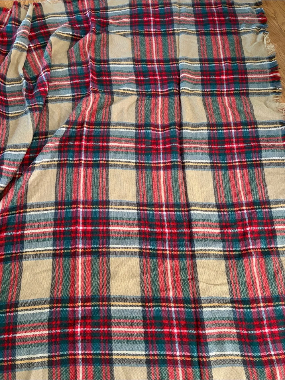 Classic Plaid Throw Blanket in Red, Green, Cream